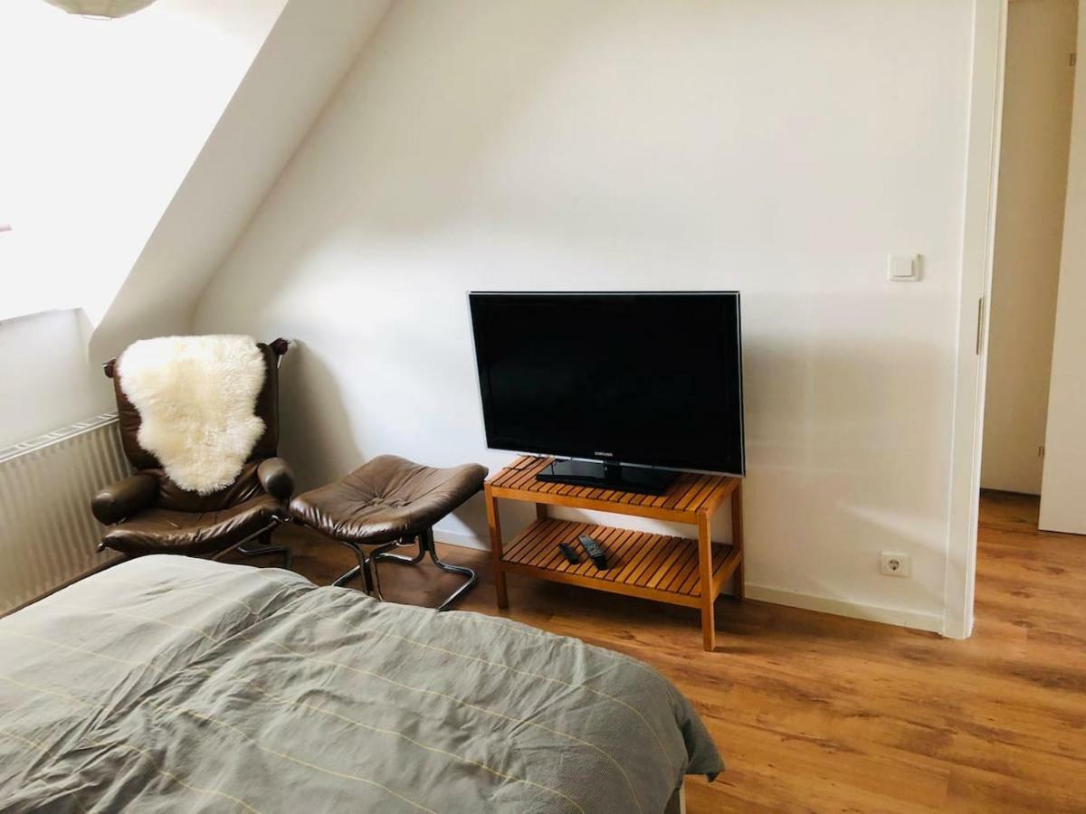 Tolles 3 Zimmer Apartment in der Narrenstadt Dülken für max. 5 Personen Viersen Exterior foto